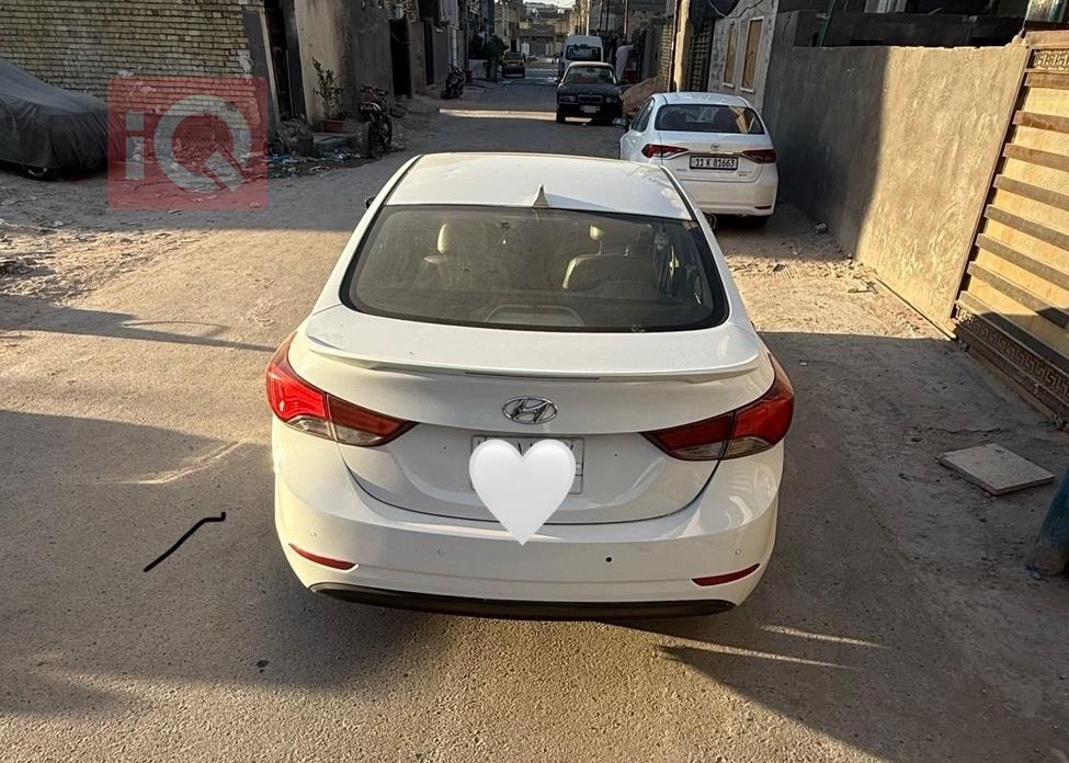 هیوندای ئەلەنترا